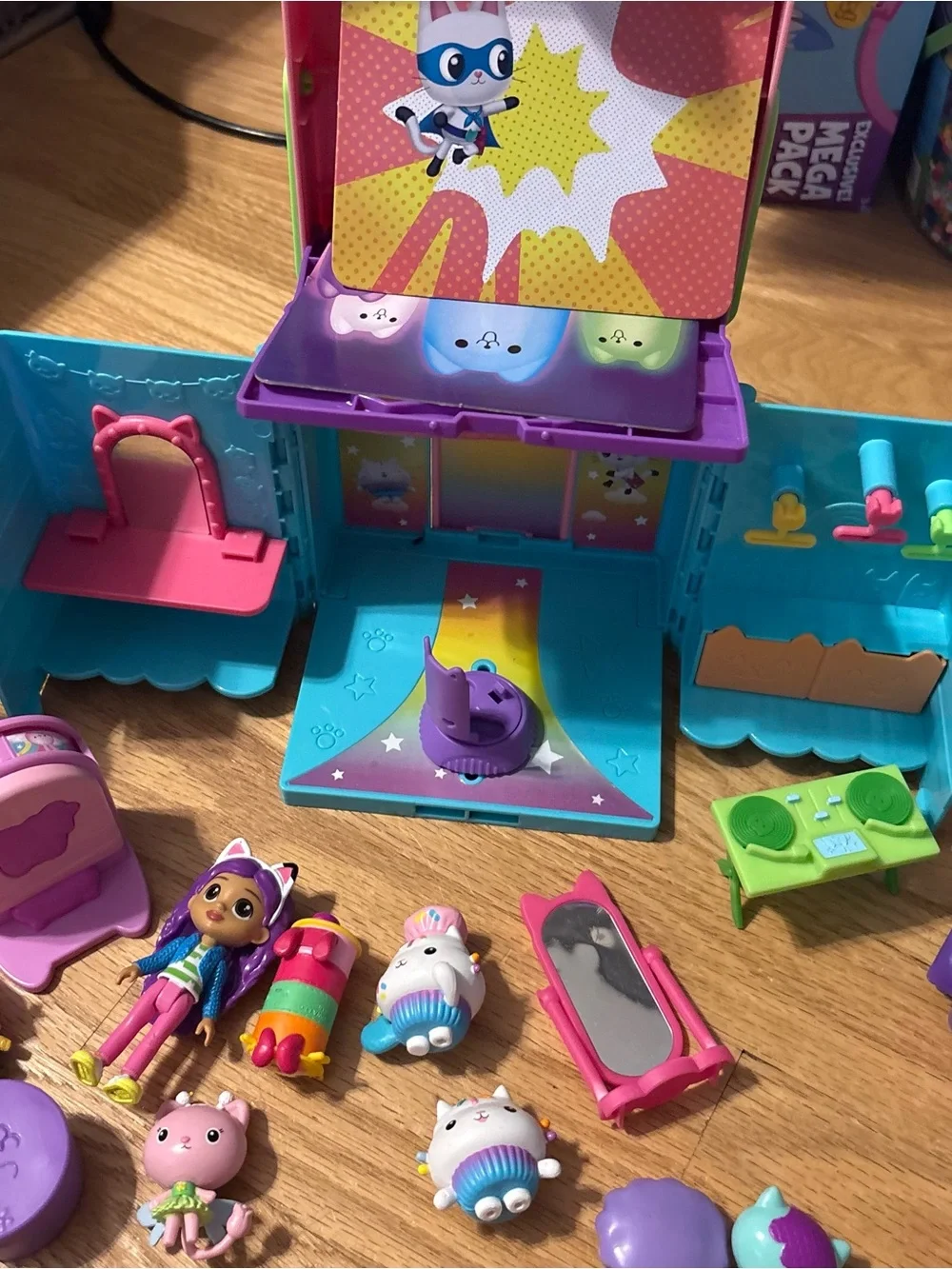 Gabby’s Dollhouse Figure Play Set Bundle Lot Cat Car Toy